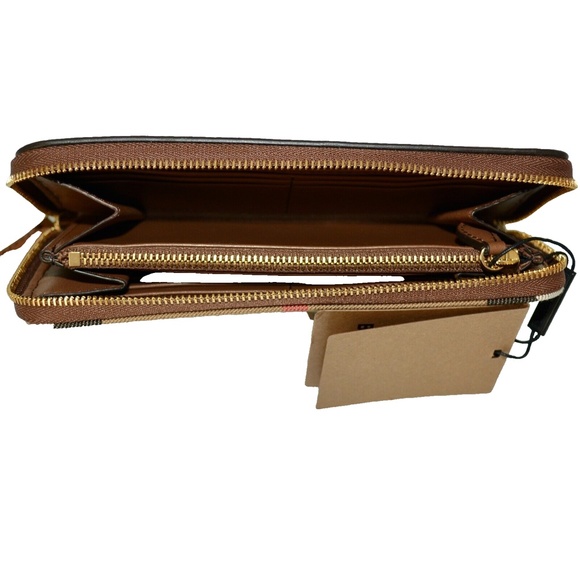 NWT BURBERRY HOUSE CHECK DERBY LEATHER ELMORE WALLET CLUTCH - Picture 8 of 13